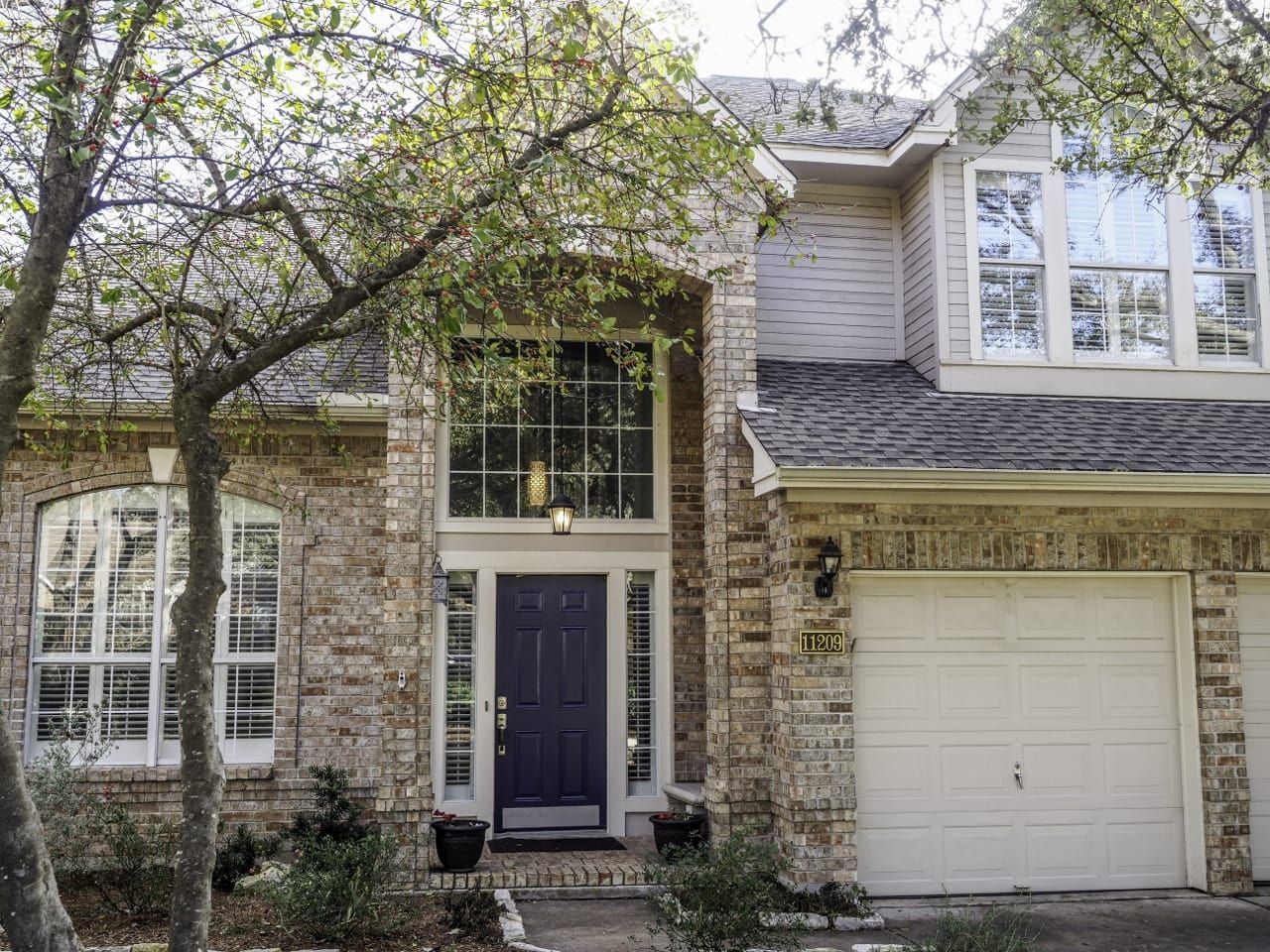 Distinctive family home in Canyon Creek