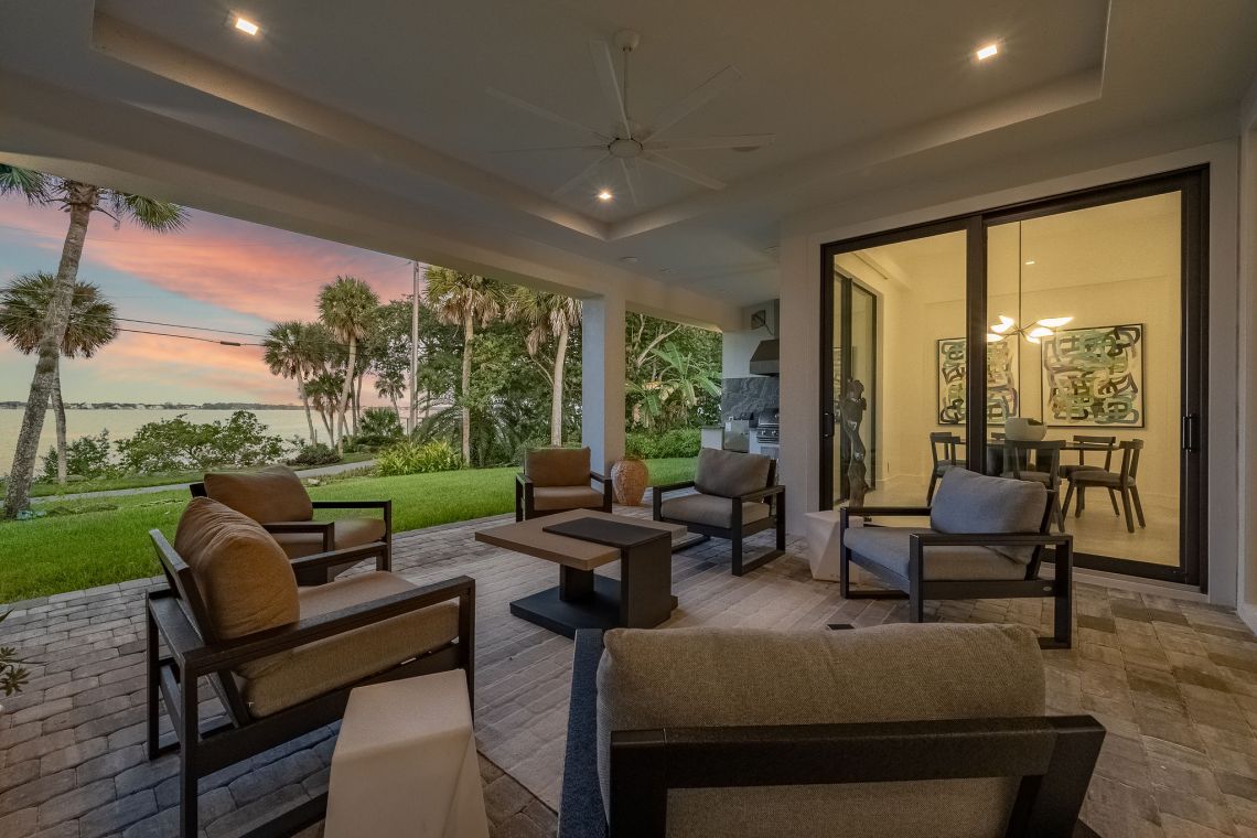 Covered Patio and Outdoor Area