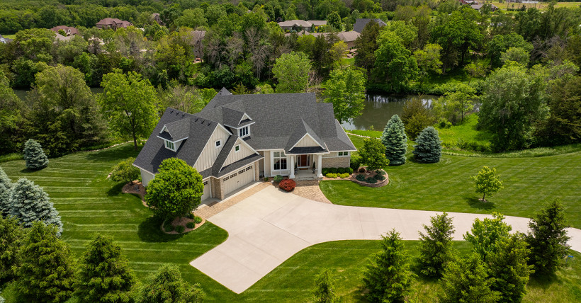 5050 N Dakota Ave | Ames | $1,675,000